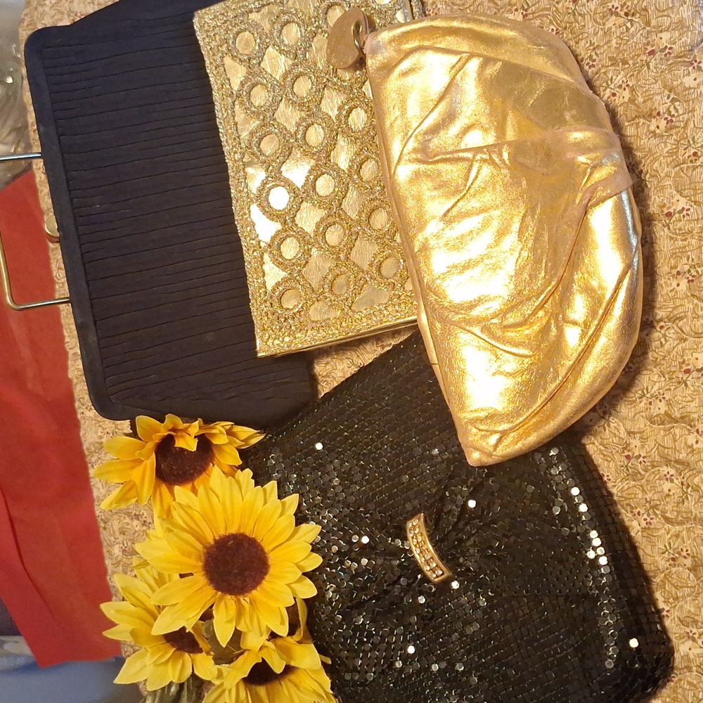 Collection Of 4 Keepsake Classy  Vintage Purses.